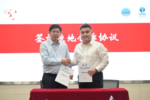 签订院队合作协议